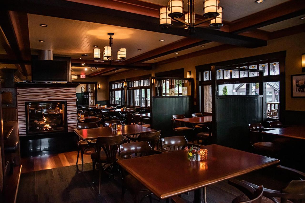 Salt Spring Inn Ganges Extérieur photo